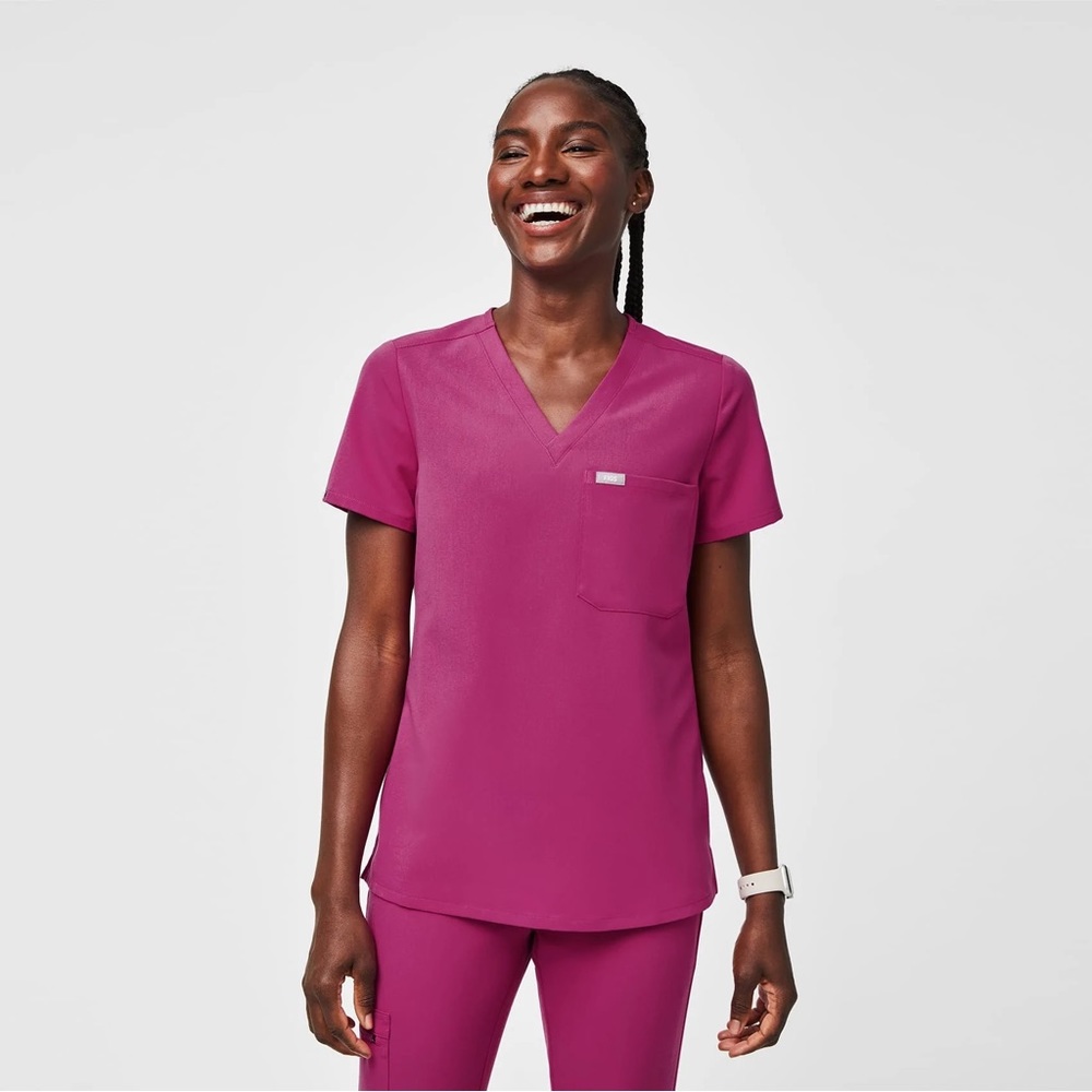 NWT Figs Raspberry Sorbet Scrub Set Catarina Top / Zamora HW Bottom - Size Small